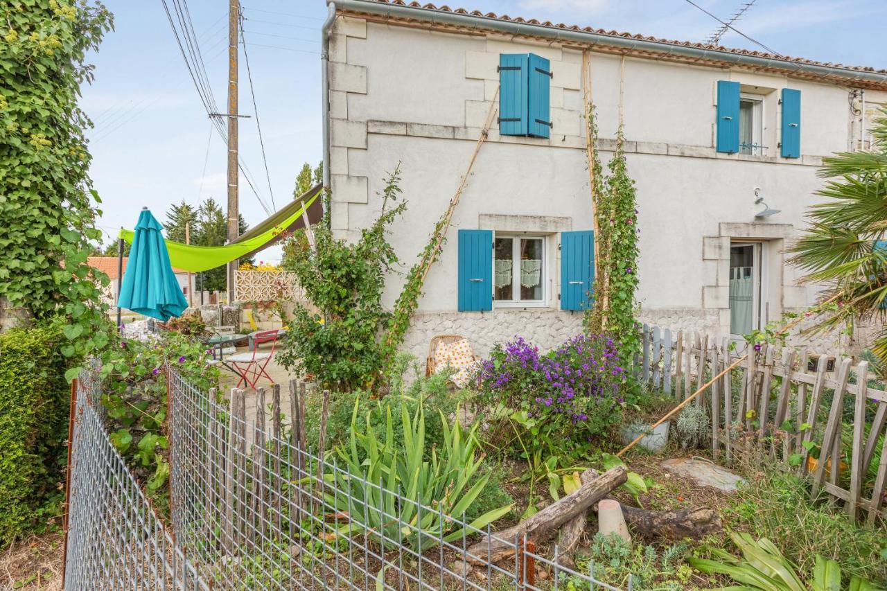 Appartement Accueillant A Mortagne Sur Gironde 45 M² Terrasse Exterior foto